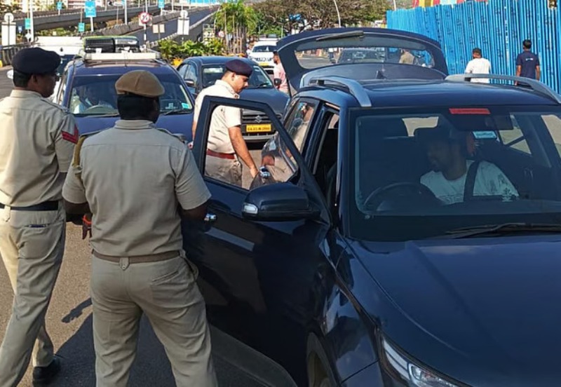 ಗೋವಾದಲ್ಲಿ ಕಟ್ಟೆಚ್ಚರ,100ಕ್ಕೂ ಹೆಚ್ಚು ಸ್ಥಳಗಳಲ್ಲಿ ನಾಕಾಬಂದಿ