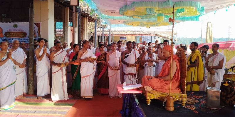 ಅಡಿಕೆ ಬೆಳೆಗೆ ಎಲೆ ಚುಕ್ಕಿ ರೋಗದ ನಿವಾರಣೆಗೆ ಶ್ರೀ ಕ್ಷೇತ್ರ ಕವಡಿಕೆರೆಯಲ್ಲಿ ರುದ್ರ ಅನುಷ್ಠಾನ