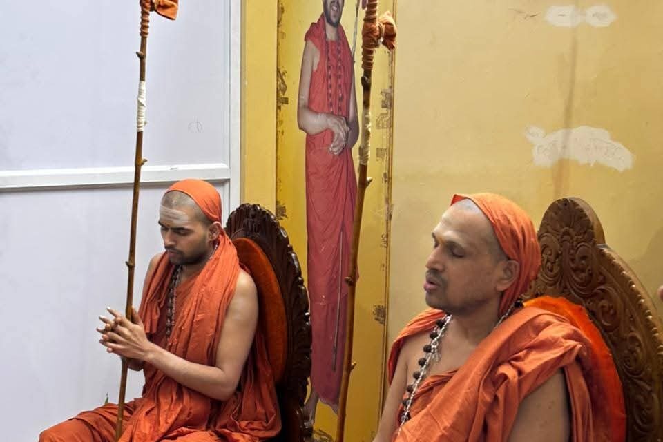 ಸೋಂದಾ ಸ್ವರ್ಣವಲ್ಲಿ ಶ್ರೀಗಳು ಬೆಂಗಳೂರಿಗೆ ಆಗಮನ