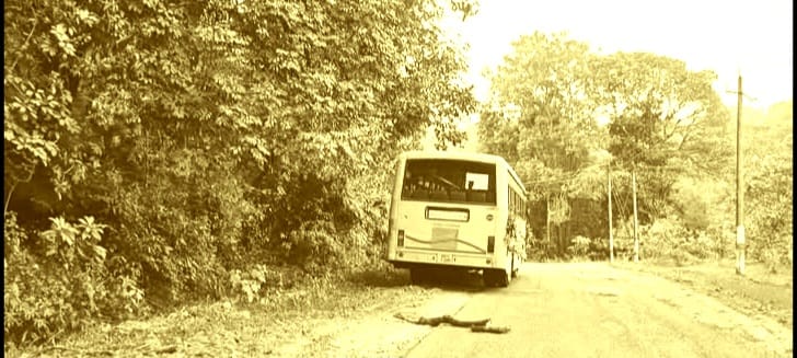 ಕೆಟ್ಟು ನಿಂತ ಕುಮಟಾ–ಕೊಲ್ಲಾಪುರ ಮಾರ್ಗದ ಬಸ್;ಪ್ರಯಾಣಿಕರ ಪರದಾಟ