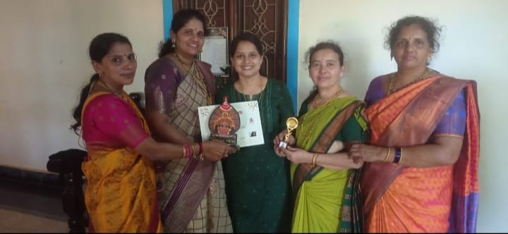 ಭಾವಸಂಗಮ ಆನ್ ಲೈನ್ ಭಾವಗೀತೆ ಸ್ಪರ್ಧೆಯಲ್ಲಿ ವಿಜೇತ ಸ್ಪರ್ಧಿಗೆ ಪ್ರಶಸ್ತಿ ವಿತರಣೆ