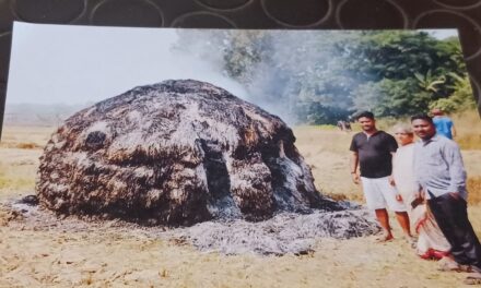 ಭತ್ತದ ಗೊಣವೆಗೆ ಬೆಂಕಿ ಬಿದ್ದ ಘಟನೆ ನಡೆದು 1 ವರ್ಷವಾದರೂ ಇಲ್ಲದ ಪರಿಹಾರ