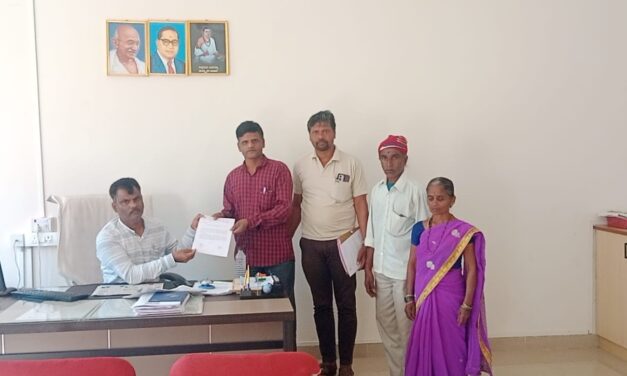 ಜೊಯಿಡಾ ದಿಂದ ಹಳಿಯಾಳ ದ ಶಾಸಕರ ಕಚೇರಿಗೆ ರೈತ ಸಂಘಮುತ್ತಿಗೆ