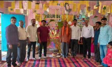 ಬಾಮಣಗಿ ಶಾಲೆಯಲ್ಲಿ ಶೃದ್ಧಾ ಭಕ್ತಿಯಿಂದ ನಡೆದ ಶಾರದಾ ಮಾತೆಯ ಪೂಜೆ