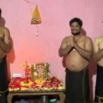 ಅವುರ್ಲಿಯಲ್ಲಿ ಇರುಮುಡಿ ಕಟ್ಟುವ ಹಾಗೂ ಅನ್ನಪ್ರಸಾದ ಕಾರ್ಯಕ್ರಮ