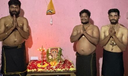 ಅವುರ್ಲಿಯಲ್ಲಿ ಇರುಮುಡಿ ಕಟ್ಟುವ ಹಾಗೂ ಅನ್ನಪ್ರಸಾದ ಕಾರ್ಯಕ್ರಮ