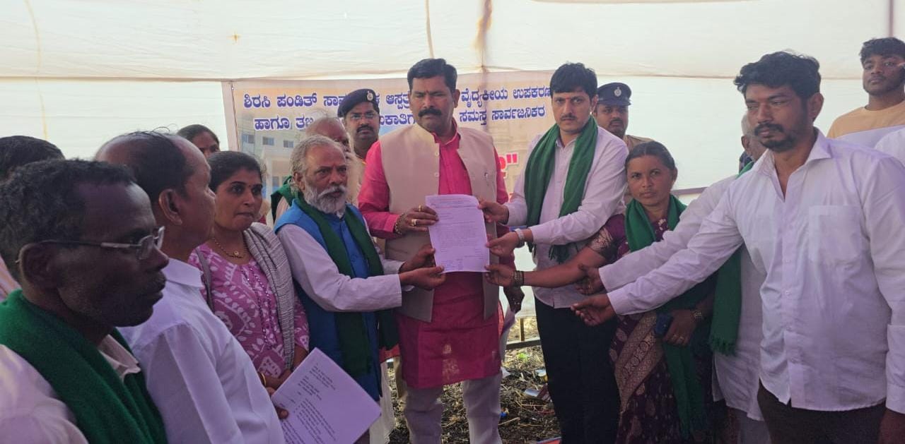 ಶಿರಸಿ ಪಂಡಿತ್  ಆಸ್ಪತ್ರೆಗೆ ತುರ್ತಾಗಿ ವೈದ್ಯಕೀಯ ಉಪಕರಣ ಖರೀದಿ…?