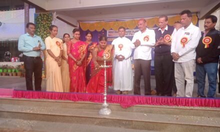 ಹೋಲಿ ಫೆಮಿಲಿ ಇಂಗ್ಲಿಷ್ ಮಾಧ್ಯಮ ಶಾಲೆಯ ಮಕ್ಕಳ ವಾರ್ಷಿಕೋತ್ಸವ