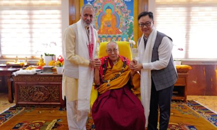 ಬೌದ್ಧಧರ್ಮಗುರು ದಲೈಲಾಮಾರವರ ಆಶೀರ್ವಾದ ಪಡೆದ ಸಂಸದ ಕಾಗೇರಿ,ಕೇಂದ್ರಸಚಿವ ಕಿರಣ ರಿಜಿಜು