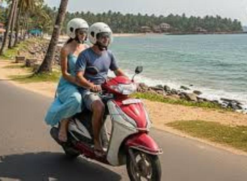 ಗೋವಾದಲ್ಲಿ ಬೈಕ್ ಹಿಂಬದಿ ಸವಾರರಿಗೂ ಹೆಲ್ಮೆಟ್ ಖಡ್ಡಾಯ…?