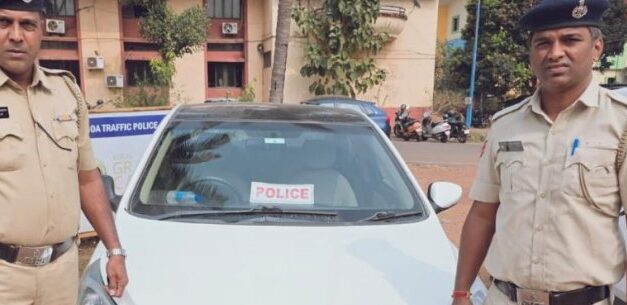 ಕಾರಿಗೆ Police ಬೋರ್ಡ ಹಾಕಿಕೊಂಡು ಗೋವಾಕ್ಕೆ ಬಂದ ಪ್ರವಾಸಿಗರು