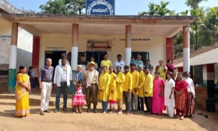 ಬಾಮಣಗಿ ಶಾಲೆಯಲ್ಲಿ ಅಂಕೋಲಾದ ಅವರ್ಸಾ ತಂಡದ ಕಲಾವಿದರಿಂದ ಜನಜಾಗೃತಿ ಕಾರ್ಯಕ್ರಮ