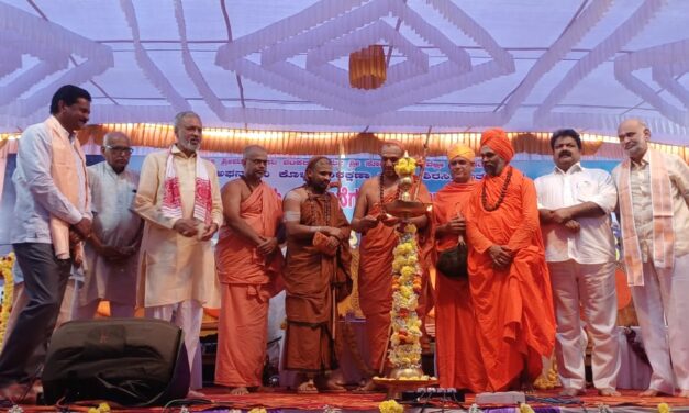 ಪ್ರಸ್ತಾಪಿತ ನದಿ ಜೋಡಿಸುವ ಯೋಜನೆಯನ್ನು ಕೈಬಿಡಿ, ಬೃಹತ್ ಸಮಾವೇಶದಲ್ಲಿ ಸರ್ಕಾರಕ್ಕೆ ಅಗ್ರಹ