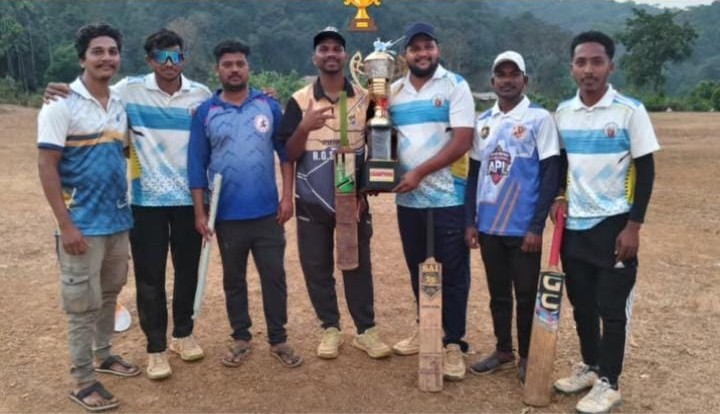 ವಾಗೇಲಿ ಟೆನ್ನಿಸ್ ಬಾಲ್ ಕ್ರಿಕೆಟ್ ಪಂದ್ಯಾವಳಿ ಅಮೃತಪಾಲಿ ಚಾಂಪಿಯನ್