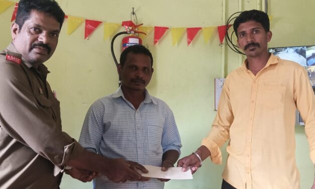 ಸಿಕ್ಕಿದ ಹಣ ಮರಳಿಸಿದ ಡ್ರೈವರ