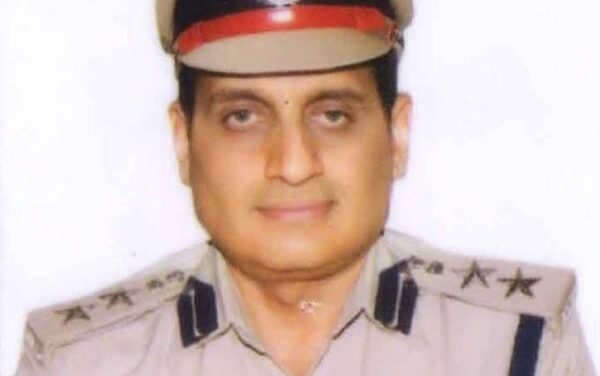 DIGP ಹುದ್ದೆಗೆ ಪದೋನ್ನತಿ ಪಡೆದ ಯಲ್ಲಾಪುರದ ಡಾ. ರಾಮಕೃಷ್ಣ ಮುದ್ದೇಪಾಲ