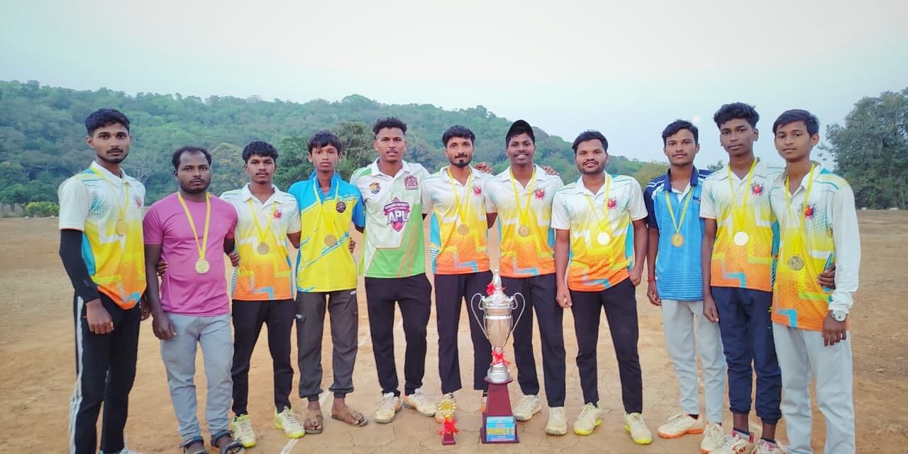 NSS ಬಾಯ್ಸ್ ನಗರಬಾವಿ ತಂಡ ವಾಗೇಲಿ ಕ್ರಿಕೆಟ್ ಪಂದ್ಯಾವಳಿಯಲ್ಲಿ ಚಾಂಪಿಯನ್