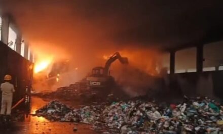 ಕಾರವಾರ ಶಿರವಾಡದ ತ್ಯಾಜ್ಯ ವಿಲೇವಾರಿಯ ಘಟಕದಲ್ಲಿ ಬೆಂಕಿ