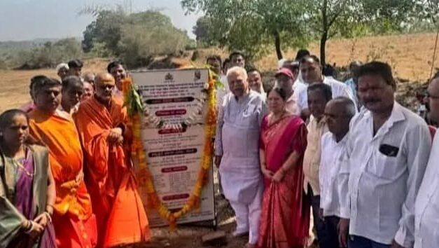 ರಾಮನಗರದಲ್ಲಿ ದೇವಸ್ಥಾನ ಜೀರ್ಣೋದ್ಧಾರ ಹಾಗೂ ಸಮುದಾಯ ಭವನ ನಿರ್ಮಾಣಕ್ಕೆ ಭೂಮಿ ಪೂಜೆ