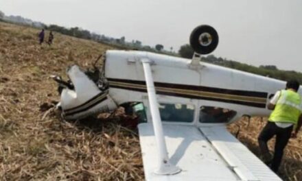 ವಿಜಯಪುರ ತಾಂತ್ರಿಕ ದೋಷದಿಂದ ತರಬೇತಿ ವಿಮಾನ ತುರ್ತು ಭೂಸ್ಪರ್ಶ; ಇಬ್ಬರು ಪೈಲಟ್‌ಗಳು ಸುರಕ್ಷಿತ