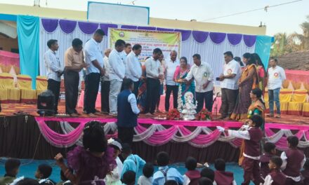 ಶಿಕ್ಷಣದ ಲಾಭ ಪಡೆದುಕೊಳ್ಳಿ, ತಹಸೀಲ್ದಾರ್ ಮುನ್ನೊಳ್ಳಿ