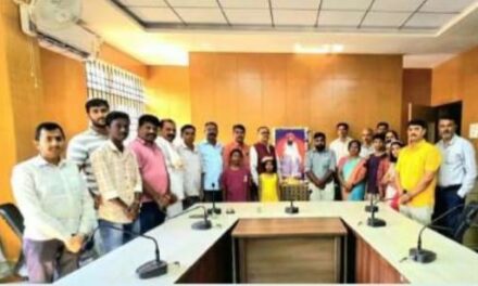 ಯಲ್ಲಾಪುರ ತಹಶೀಲ್ದಾರ ಕಚೇರಿಯಲ್ಲಿ ಶ್ರೀ ಸಂತ ಸೇವಾಲಾಲ್ ಮಹಾರಾಜರ ಜಯಂತಿ ಉತ್ಸವ