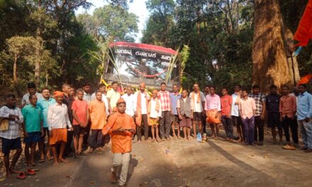 ಕುಂಡಲ ವಸತಿ ಬಸ ಪ್ರಾರಂಭಿಸಬೇಕು ಹಾಗೂ ಕಾರ್ಟೂಲಿ ಭಾಗಕ್ಕೆ ಬಸ ವ್ಯವಸ್ಥೆ ಆಗಬೇಕು