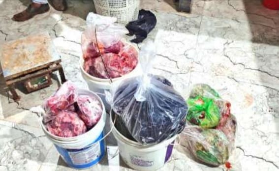 ಭಟ್ಕಳ ಕಾಡುಪ್ರಾಣಿ ಹತ್ಯೆಯ ಶಂಕೆಯ ಮೇರೆಗೆ ಮನೆಯ ಮೇಲೆ ದಾಳಿ,ಮಾಂಸ ವಶ;ತಲೆಮರೆಸಿಕೊಂಡ ಆರೋಪಿ