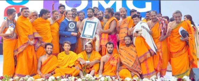 25 ವೇದ ವಿದ್ವಾಂಸರಿಂದ ಸತತ 34 ಗಂಟೆ ಕಾಲ ನಿರಂತರ ರುದ್ರಪಠಣ ಗಿನ್ನಿಸ್ ದಾಖಲೆ