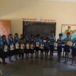 ಅವುರ್ಲಿ ಶಾಲೆಯ ಮಕ್ಕಳಿಗೆ ಎಸ್ ಡಿ ಎಂ ಸಿ ಅಧ್ಯಕ್ಷರಿಂದ 8.5 ಪರಿಸರ ಸ್ನೇಹಿ LCD Writing Tablet ವಿತರಣೆ