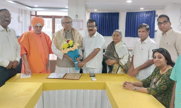 ಆರನೆಯ ಸಲ ಅವಿರೋಧವಾಗಿ ಆಯ್ಕೆಯಾದ ಬಸವ ಸಮಿತಿಯ ಅಧ್ಯಕ್ಷರಾದ ಡಾ.ಅರವಿಂದ ಜತ್ತಿ ಅವರಿಗೆ ಸನ್ಮಾನ