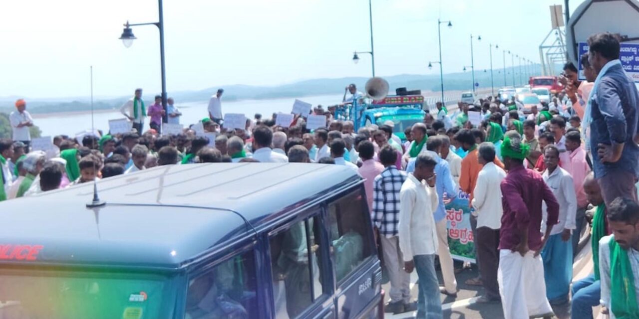 ಸಿಗಂದೂರು ಸೇತುವೆ ಮೇಲಿನ ರಾಷ್ಟ್ರೀಯ ಹೆದ್ದಾರಿ ಬಂದ್: ಬೃಹತ್ ಪ್ರತಿಭಟನೆ