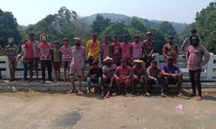 ಜೋಯಿಡಾ ಅವುರ್ಲಿ ಗ್ರಾಮದಲ್ಲಿ ಬಣ್ಣಗಳ ಹೋಳಿ ಹಬ್ಬದ ಸಂಭ್ರಮ