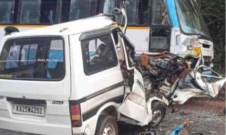 ಸಾರಿಗೆ ಬಸ್ ಹಾಗೂ ಓಮಿನಿ ನಡುವೆ ಭೀಕರ ಅಪಘಾತ;ಓಮಿನಿ ಚಾಲಕ ಮೃತ