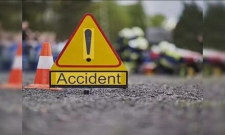 ಭೀಕರ ರಸ್ತೆ ಅಪಘಾತದಲ್ಲಿ ಮೆಡಿಕಲ್ ವಿದ್ಯಾರ್ಥಿ ಸಾವು; ಇನ್ನೊರ್ವನ ಸ್ಥಿತಿ ಗಂಭೀರ