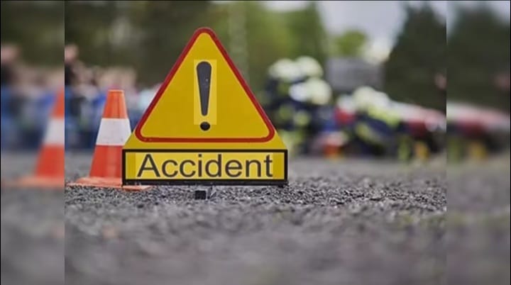 ಭೀಕರ ರಸ್ತೆ ಅಪಘಾತದಲ್ಲಿ ಮೆಡಿಕಲ್ ವಿದ್ಯಾರ್ಥಿ ಸಾವು; ಇನ್ನೊರ್ವನ ಸ್ಥಿತಿ ಗಂಭೀರ