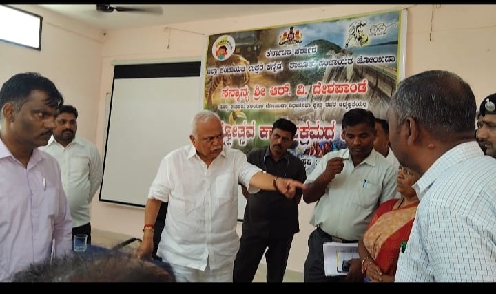 ಜಿಲ್ಲಾಧಿಕಾರಿಗೆ ಹೇಳಿ ಟಿಪ್ಪರ್ ಗಳು ಸಿಜ್ ಮಾಡಬೇಕಾಗುತ್ತದೆ _ ಆರ್ ವಿ ದೇಶಪಾಂಡೆ