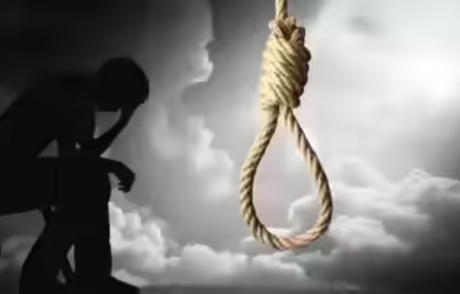 ಮೊಬೈಲ್ ಬಿಟ್ಟು ಓದು ಎಂದಿದ್ದಕ್ಕೆ ಮನನೊಂದು ನೇಣಿಗೆ ಶರಣಾದ 9ನೇ ತರಗತಿ ವಿದ್ಯಾರ್ಥಿ