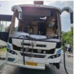 ಅಂಕೋಲಾದಲ್ಲಿ ಖಾಸಗಿ ಬಸ್ ಪಲ್ಟಿ,ಓರ್ವ ಸಾವು;ಹಲವರಿಗೆ ಗಾಯ