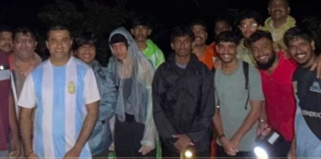 ತಪ್ಪಿದ ಭಾರಿ ಅನಾಹುತ…ಜಲಪಾತದಲ್ಲಿ ಸಿಲುಕಿದ್ದ ಪ್ರವಾಸಿಗರ ರಕ್ಷಣೆ…?