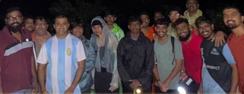 ತಪ್ಪಿದ ಭಾರಿ ಅನಾಹುತ…ಜಲಪಾತದಲ್ಲಿ ಸಿಲುಕಿದ್ದ ಪ್ರವಾಸಿಗರ ರಕ್ಷಣೆ…?