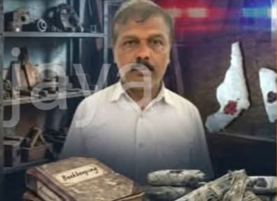 ಪುಸ್ತಕದಂಗಡಿ ಹೆಸರಲ್ಲಿ ಪಿಸ್ತೂಲ್‌ ದಂಧೆ, ಪೊಲೀಸರಿಂದ ಭಯಾನಕ ದಂಧೆ ಬಯಲು