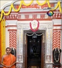 ಶ್ರೀ ಮಹಾವಿಷ್ಣು ದೇವರ ಗರ್ಭಗುಡಿಯ ದ್ವಾರಕ್ಕೆ ಬೆಳ್ಳಿ ಕವಚದ ರಜತದ್ವಾರ ಸಮರ್ಪಣೆ