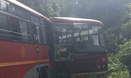 ಸಾರಿಗೆ ಸಂಸ್ಥೆಯ ಬಸ್ ಗಳ ನಡುವೆ ಡಿಕ್ಕಿ