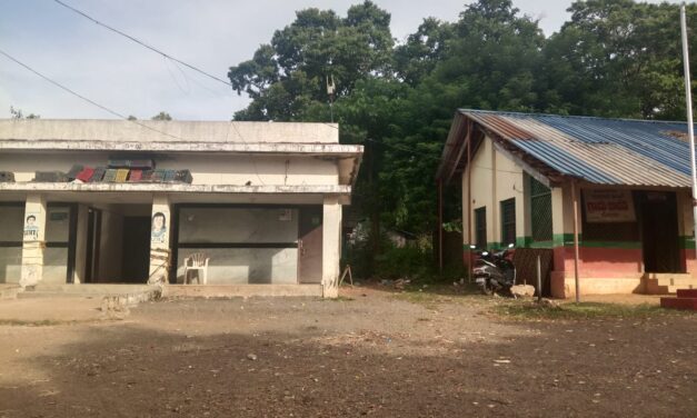ಜೋಯಿಡಾ ದಲ್ಲಿ ಗಬ್ಬು ನಾರುತ್ತಿದೆ ಶೌಚಾಲಯ