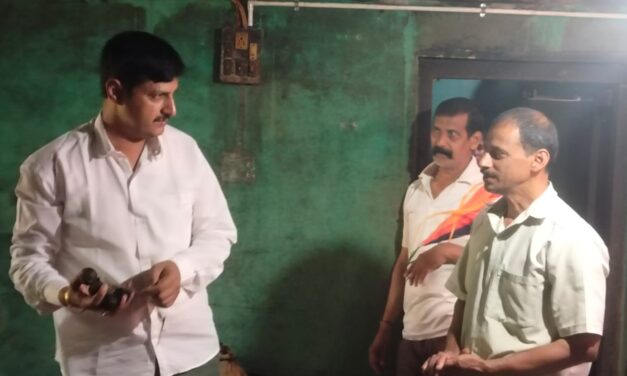 ವಿನಾಯಕ ಹೆಗಡೆಯವರ ಮನೆಯಲ್ಲಿ ಆಕಸ್ಮಿಕ ಅಗ್ನಿ ಅವಘಡ_ಅನಂತಮೂರ್ತಿ ಹೆಗಡೆ ಭೇಟಿ