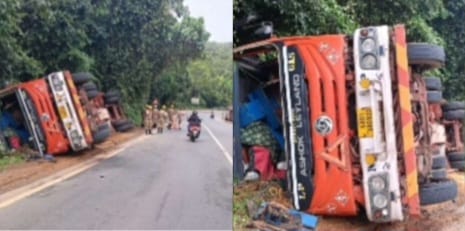 ಯಲ್ಲಾಪುರ ಆರತಿಬೈಲ್ ಘಟ್ಟದಲ್ಲಿ ಗ್ಯಾಸ್ ಟ್ಯಾಂಕರ್ ಪಲ್ಟಿ; ತಪ್ಪಿದ ಭಾರಿ ಅನಾಹುತ