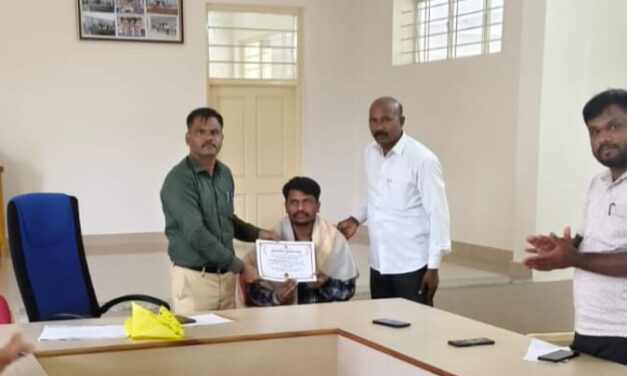 ಉಳವಿ ಗ್ರಾಮ ಆಡಳಿತ ಅಧಿಕಾರಿ ಪ್ರಥಮ