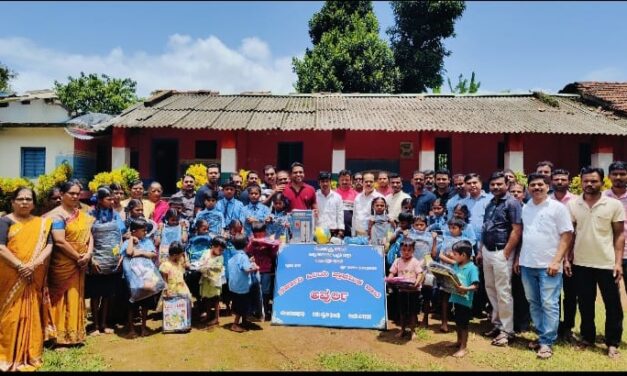 ಅವುರ್ಲಿ ಶಾಲೆಯ ವಿದ್ಯಾರ್ಥಿಗಳಿಗೆ ಕೈಗಾ ನೌಕರರ ಸಂಘದ ವತಿಯಿಂದ ಕಲಿಕಾ ಪರಿಕರ ವಿತರಣೆ