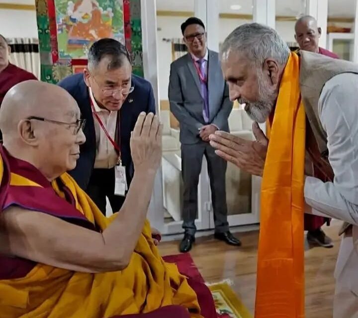 ಲೇಹ್‌ನಲ್ಲಿ ಪರಮಪೂಜ್ಯ ದಲಾಯಿ ಲಾಮಾ ಭೇಟಿಯಾದ ಸಂಸದ ವಿಶ್ವೇಶ್ವರ ಹೆಗಡೆ ಕಾಗೇರಿ